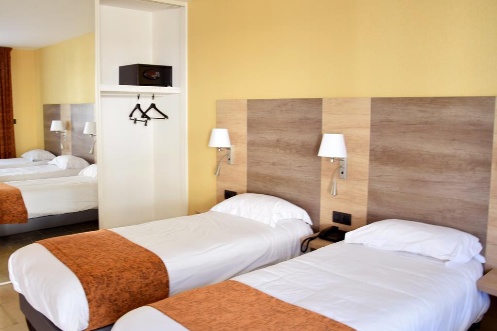 Standard Twin Room,1664652197:JPEG